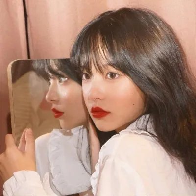 拿针的女孩